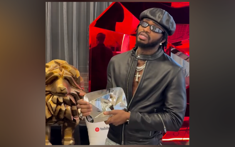 Diamond Platnumz hits 10 million YouTube subscribers, awarded with Diamond play button