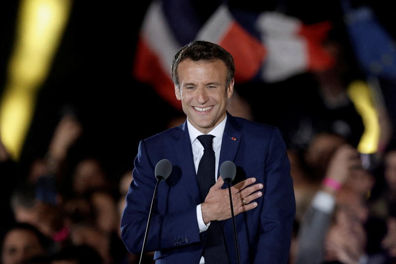 El presidente francés Macron promete abordar «dudas y divisiones» tras su victoria electoral