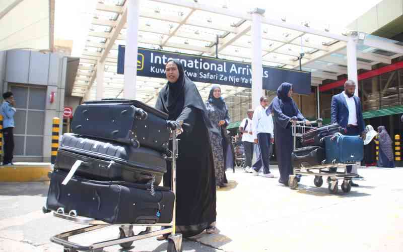Students and workers escape war-torn UAE as evacuation costs soar