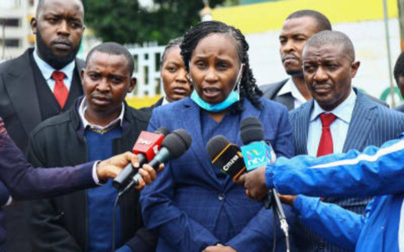 LSK President Faith Odhiambo (centre) flanked by Dancan Kyalo(left), brother to Justus Mutumwa, one of the missing Kitengela three abductees, addresses the media outside city mortuary, Nairobi, on Thursday , January 30, 2025. [Collins Kweyu, Standard]