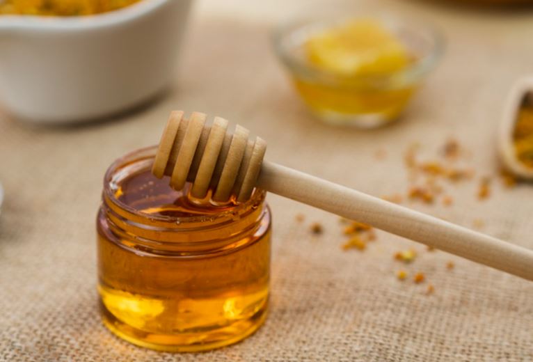 >Ways to tell fake from genuine honey
